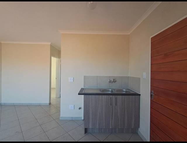 3 BEDROOM HOUSE FOR SALE IN CRYSTAL PARK